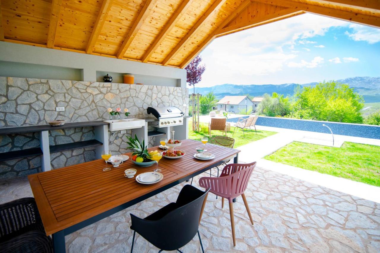 Villa Vita Trilj Exterior photo